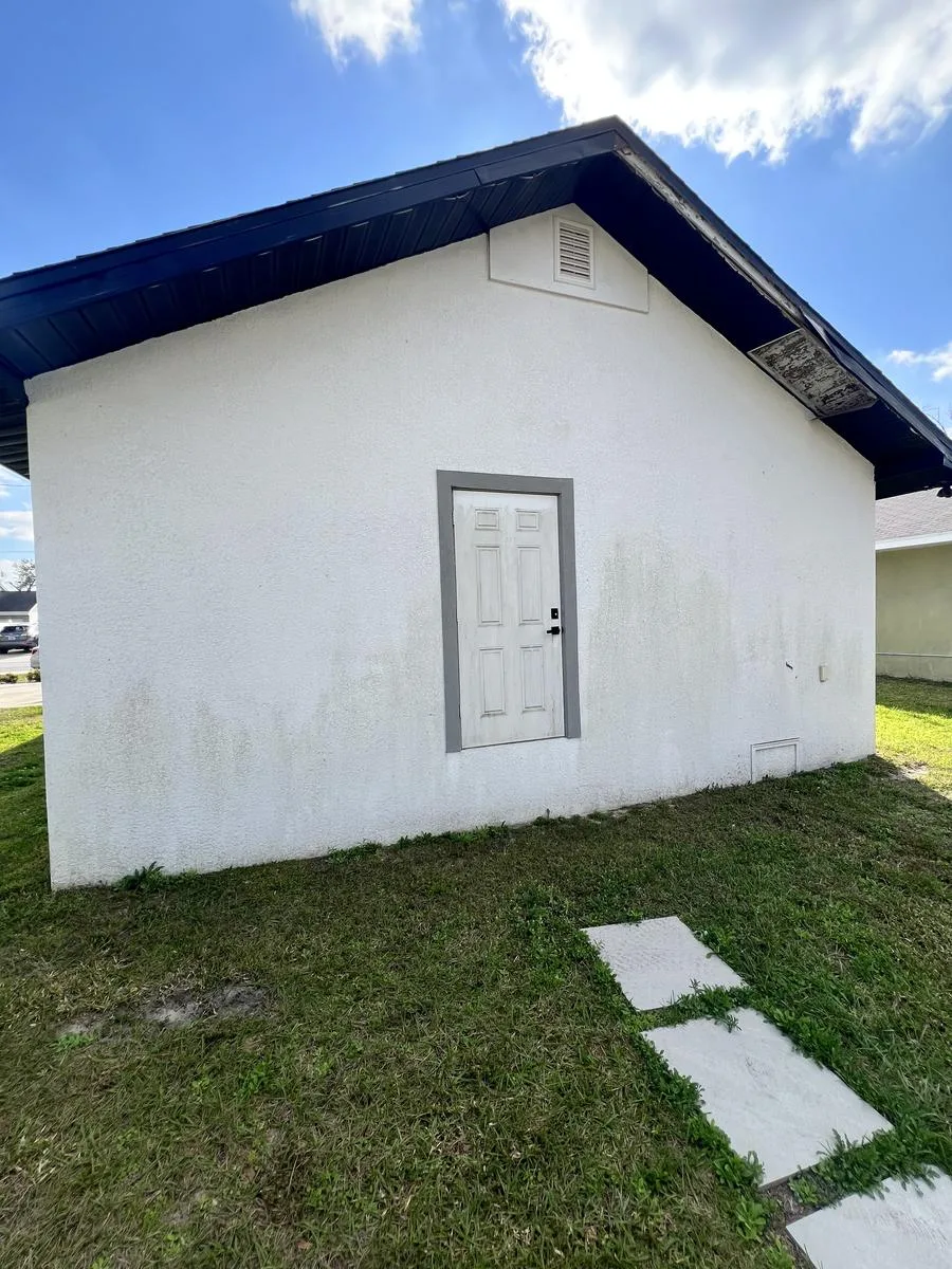 Make-Ready & Unit Turns — before, Exodus Home Solutions, Polk County FL